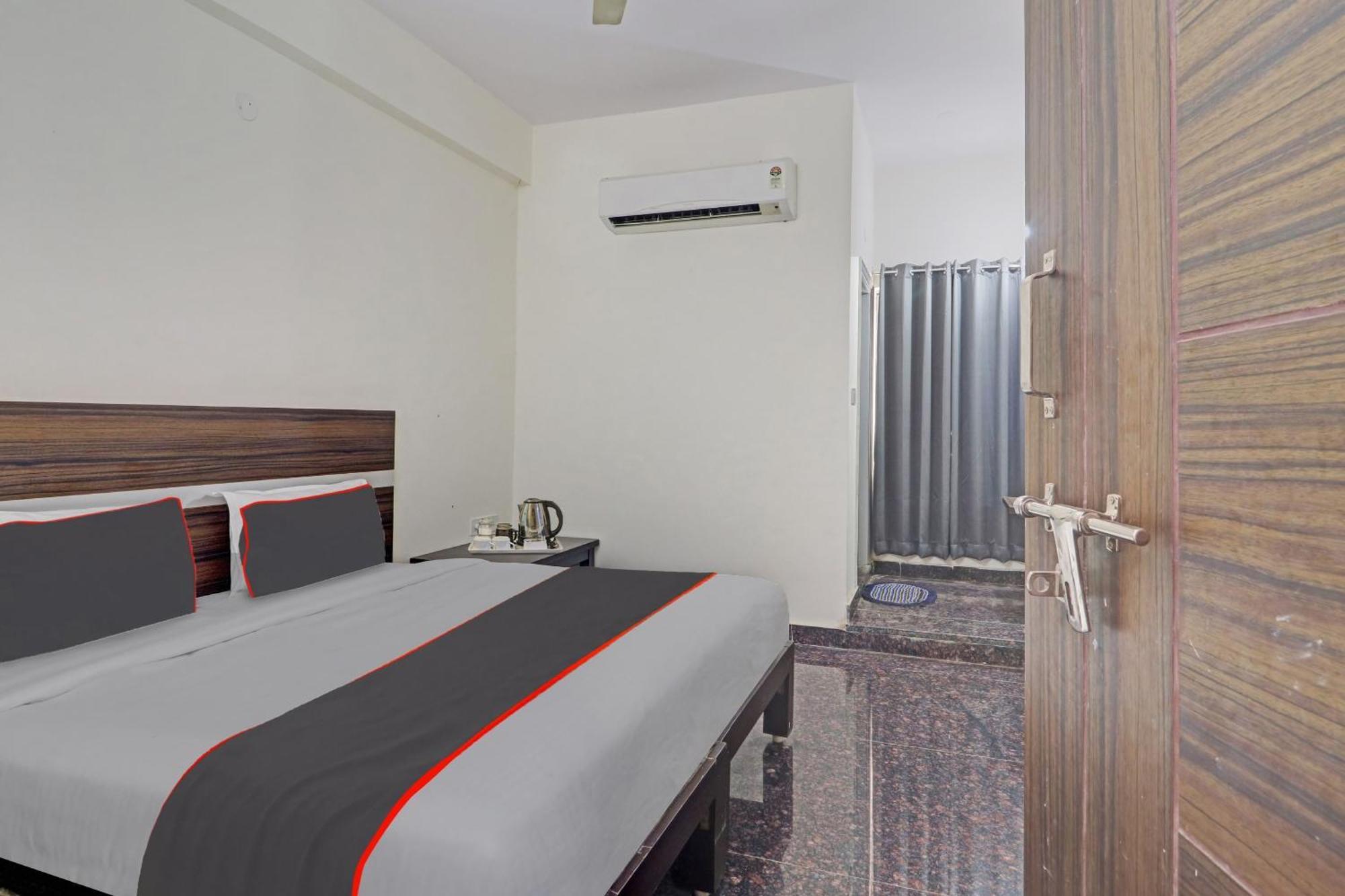 Collection O Ss Metro Ritz Hotel Hyderabad Exterior photo