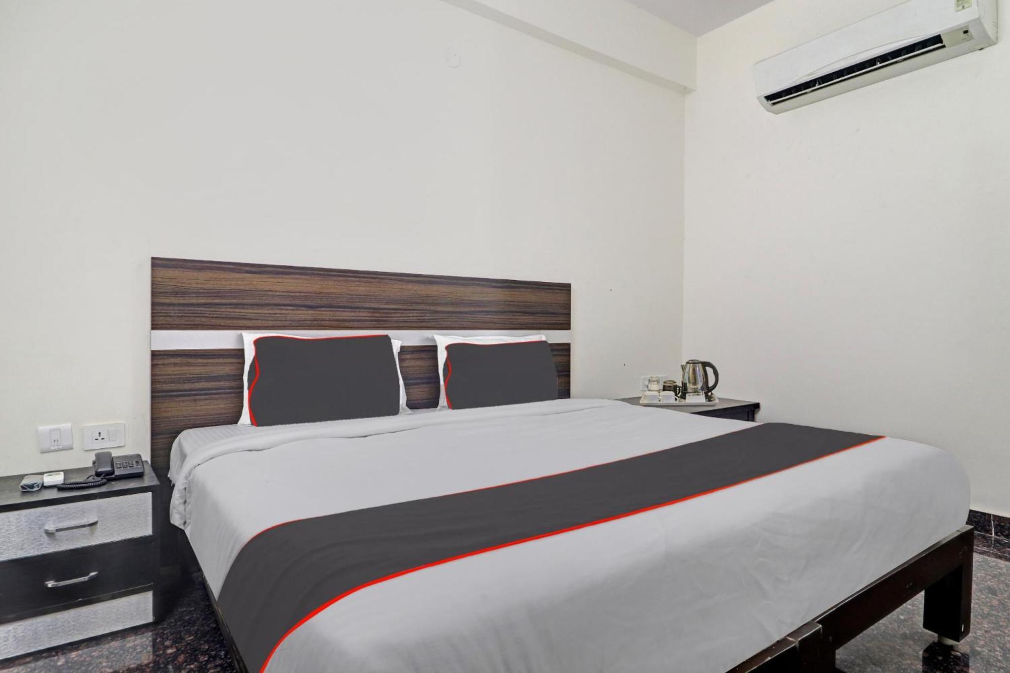 Collection O Ss Metro Ritz Hotel Hyderabad Exterior photo
